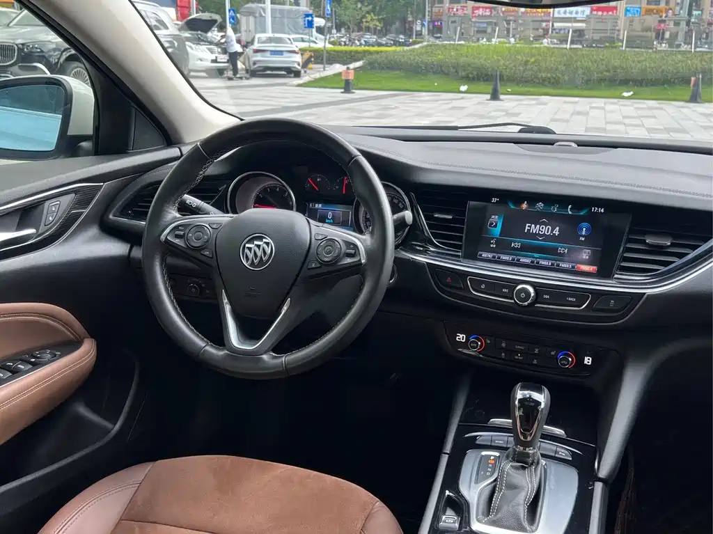 Buick Regal — миниатюра 9