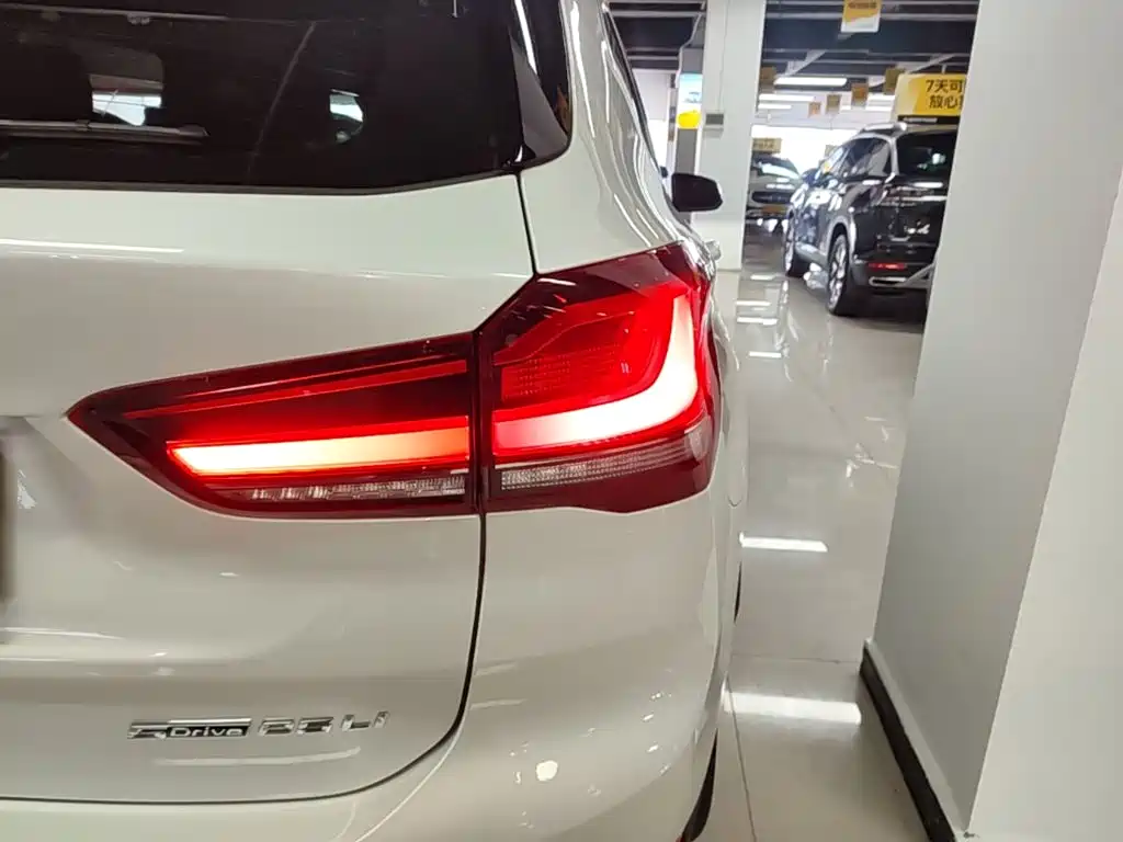 BMW X1 — миниатюра 8