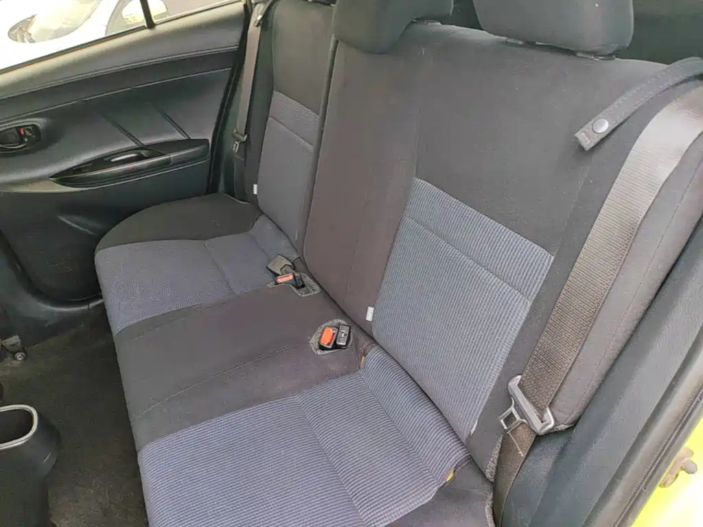 Toyota Yaris L — миниатюра 17