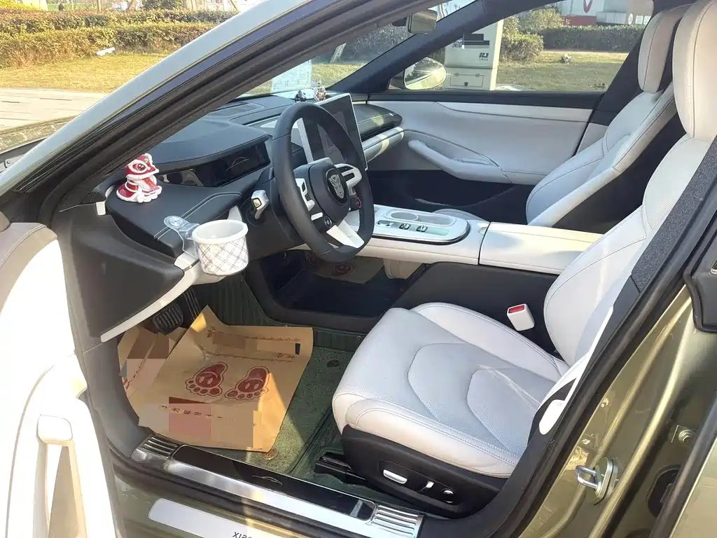 XIAOMI CAR XIAOMI SU7