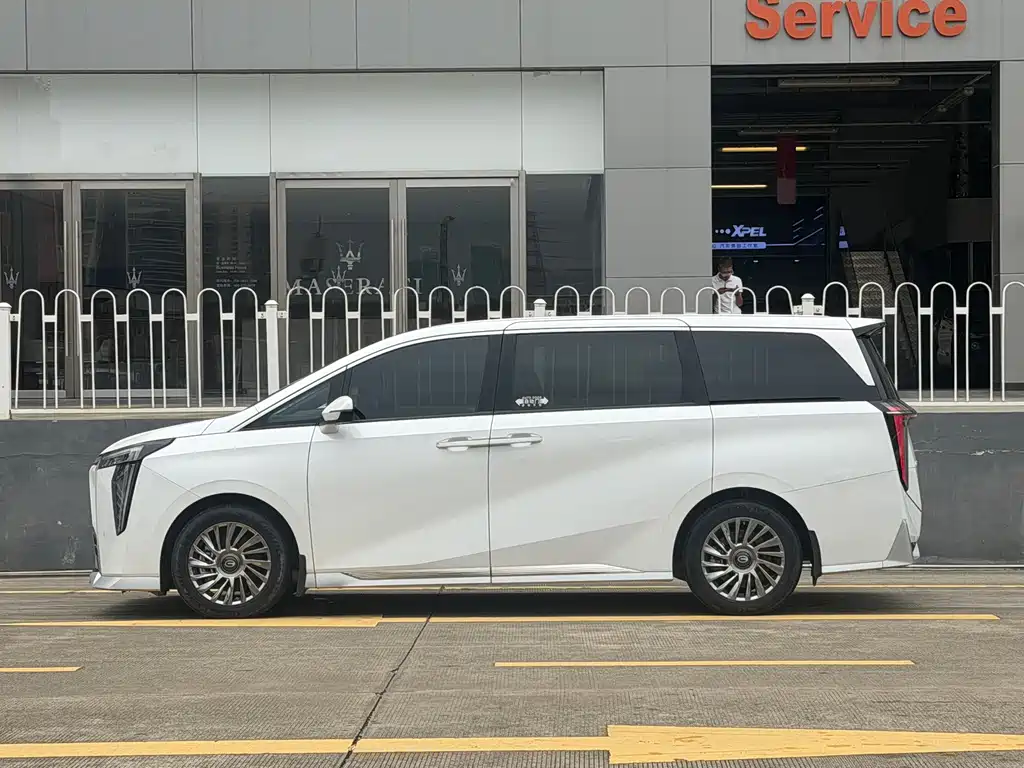 GAC Motor Trumpchi M8 — миниатюра 4