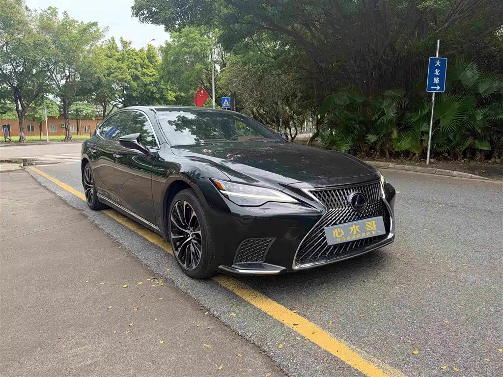 Lexus LS — фотографии объявления, Фото 3