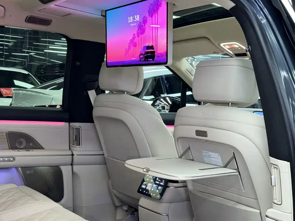 NIO ES8 — миниатюра 17