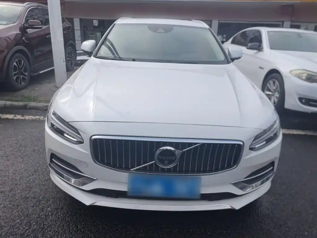 Volvo S90 — миниатюра 3