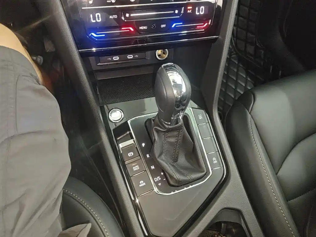 Volkswagen Tharu — миниатюра 14