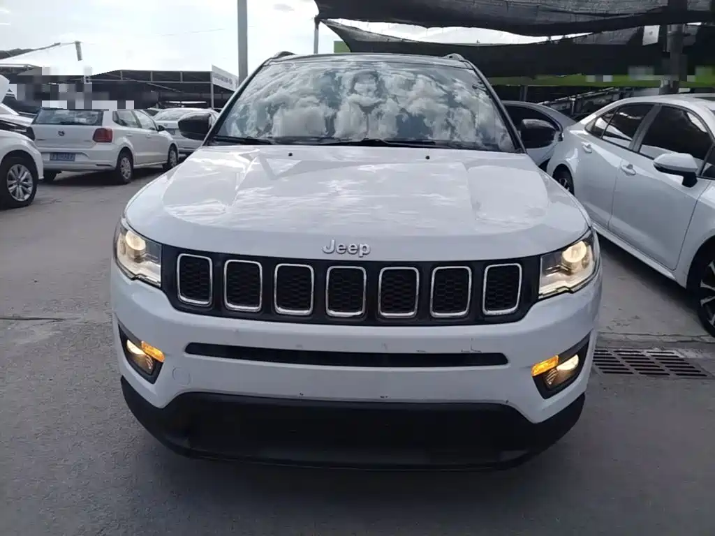 Jeep Compass — миниатюра 3