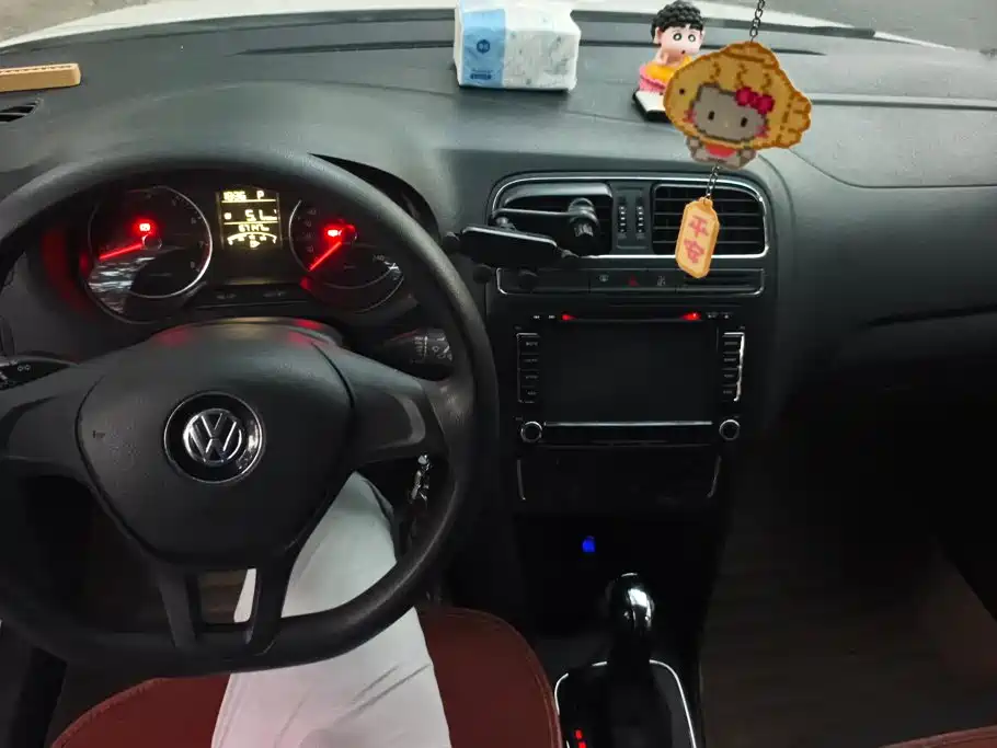 Volkswagen Polo — миниатюра 12