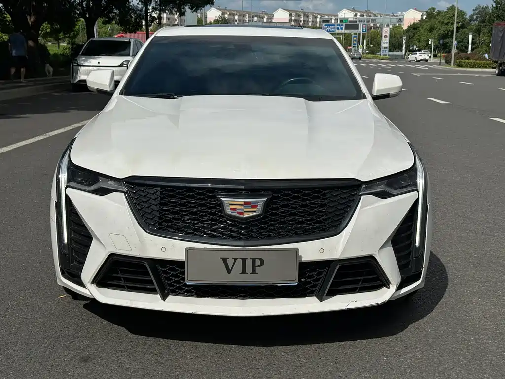 Cadillac CT4 — миниатюра 2