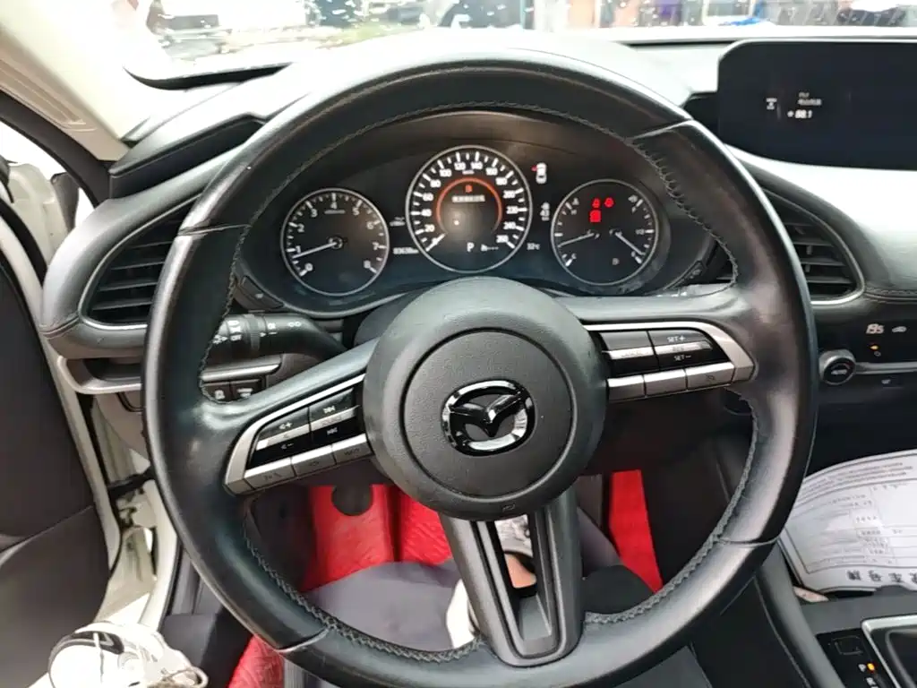 Mazda 3 Axela — миниатюра 11