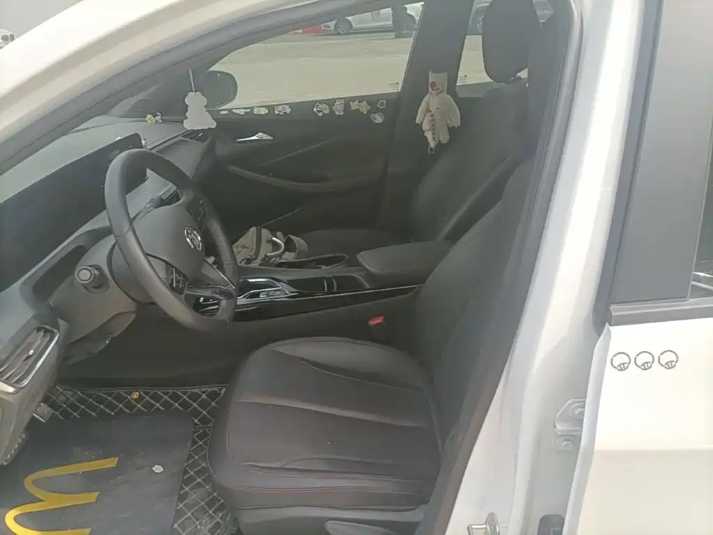 Buick Verano — миниатюра 15