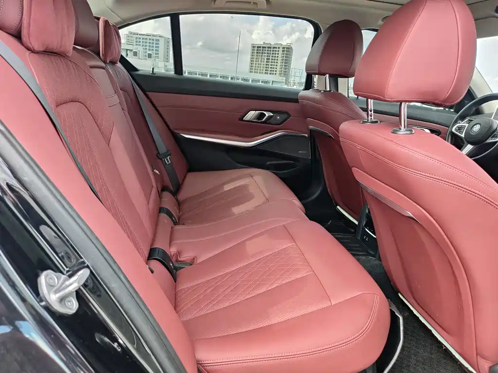 BMW i3 — миниатюра 11