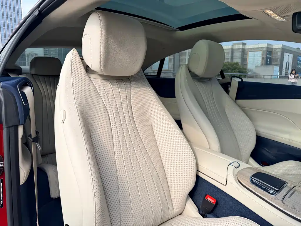 MERCEDES-BENZ E CLASS