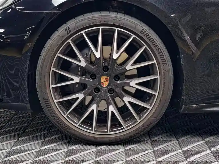 Porsche Panamera — миниатюра 7
