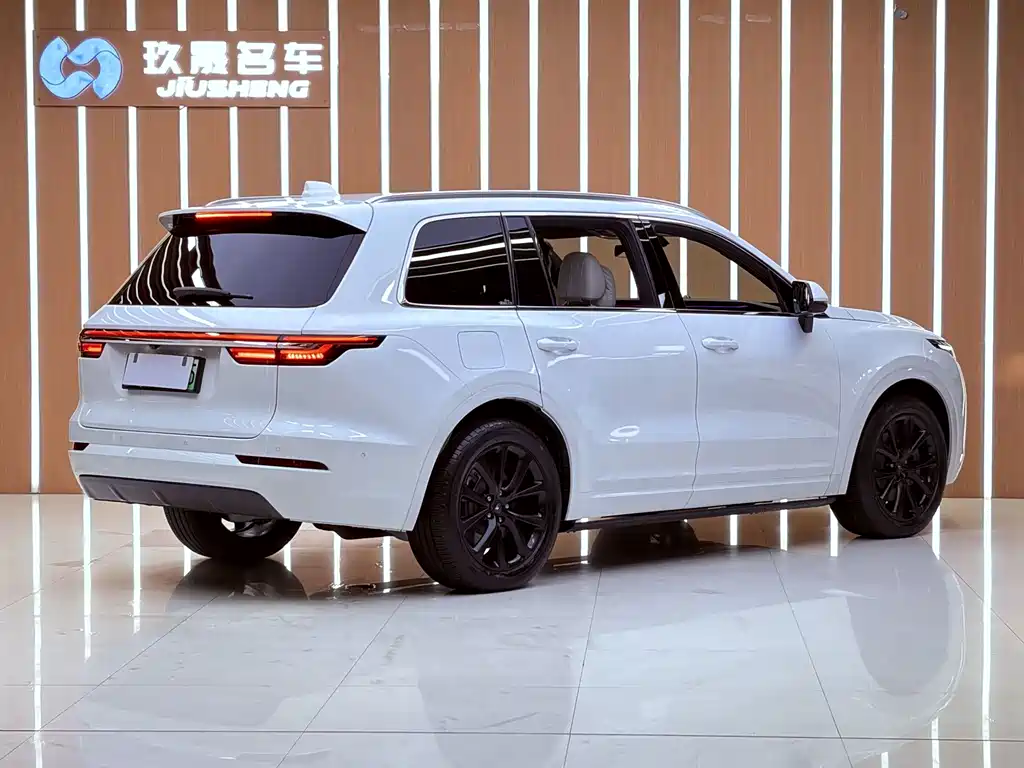 Li Auto Li ONE — миниатюра 24