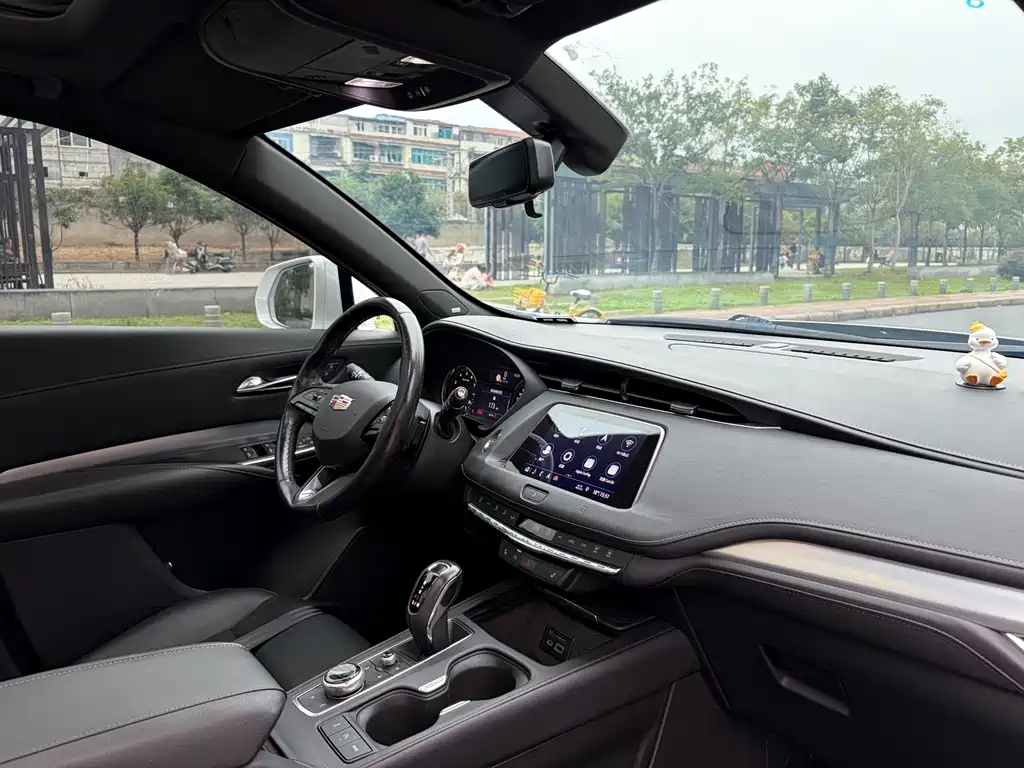 Cadillac XT4 — миниатюра 10
