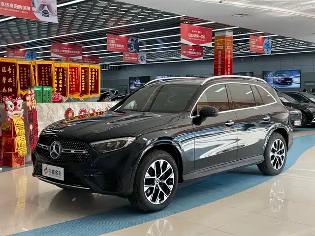 MERCEDES-BENZ GLC