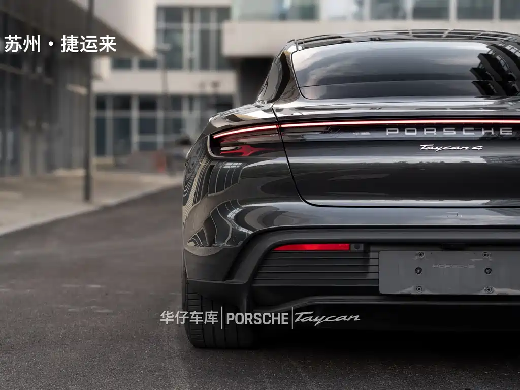 Porsche Taycan 2024 Taycan 4