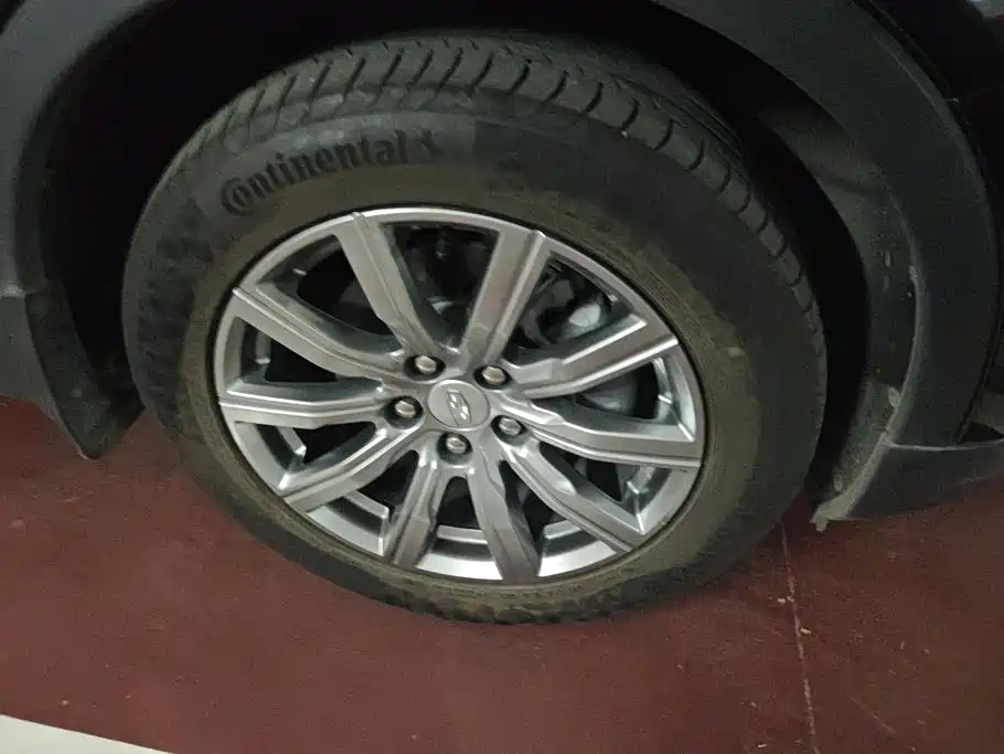 Cadillac XT4 — миниатюра 6