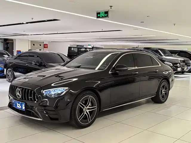 MERCEDES-BENZ E CLASS 2021