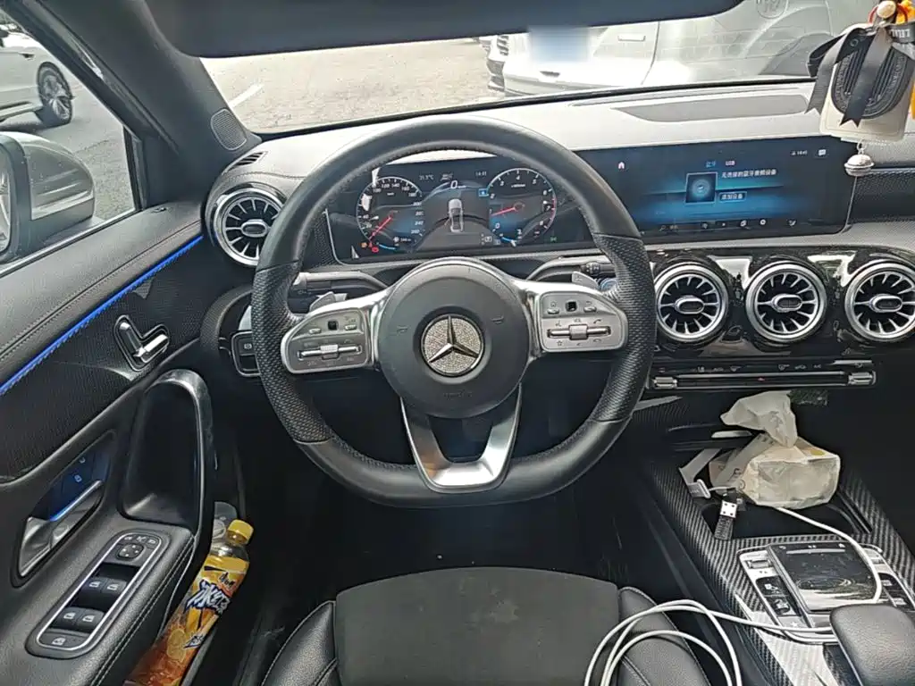 Mercedes-Benz A-Class — миниатюра 11