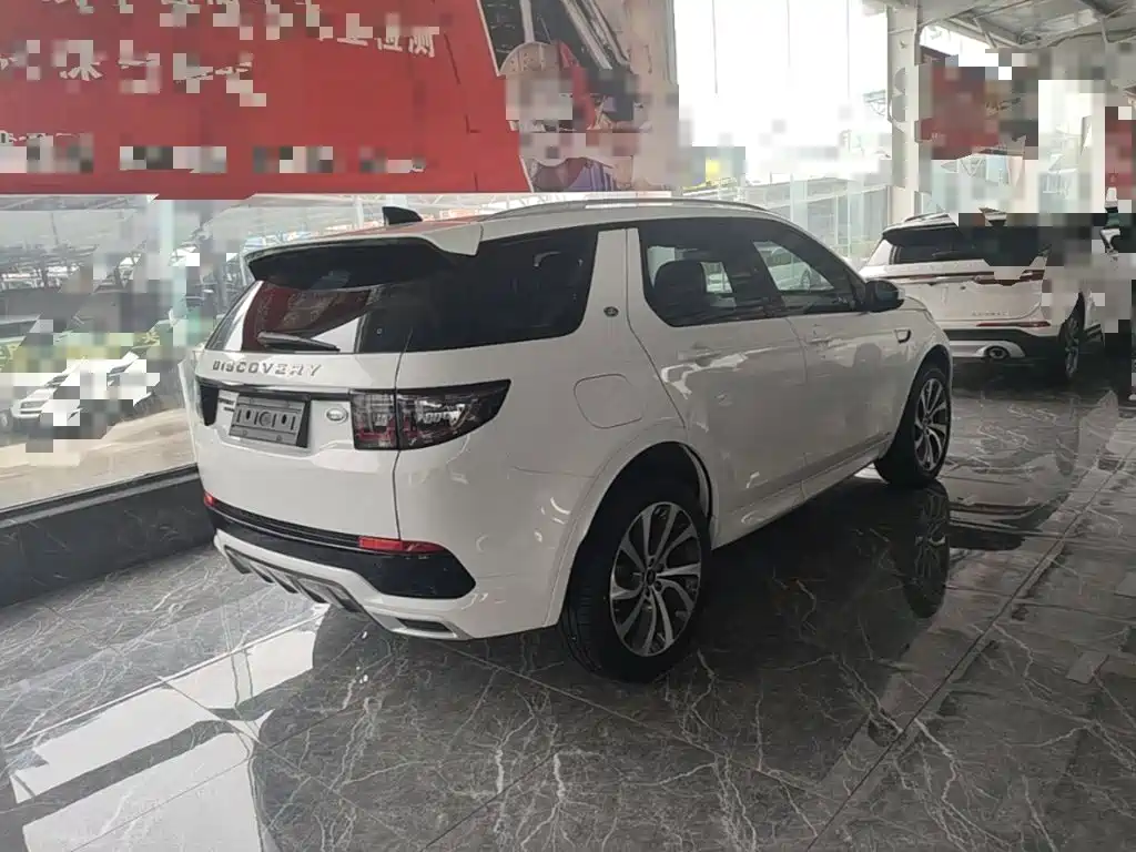 Land Rover Discovery Sport — миниатюра 7