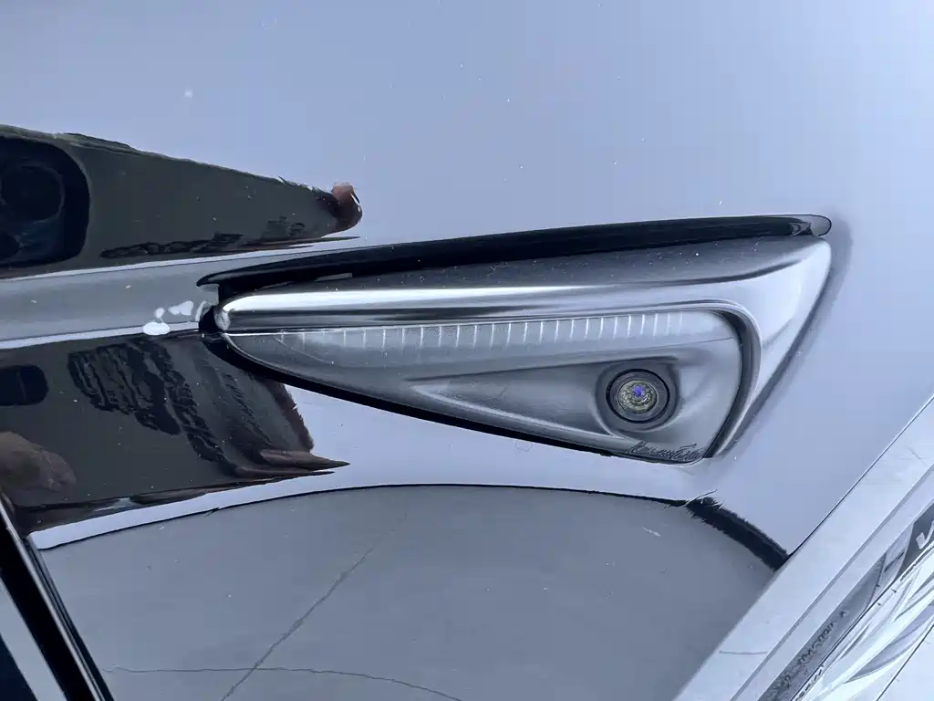 Tesla Model Y — фотографии объявления, Фото 15
