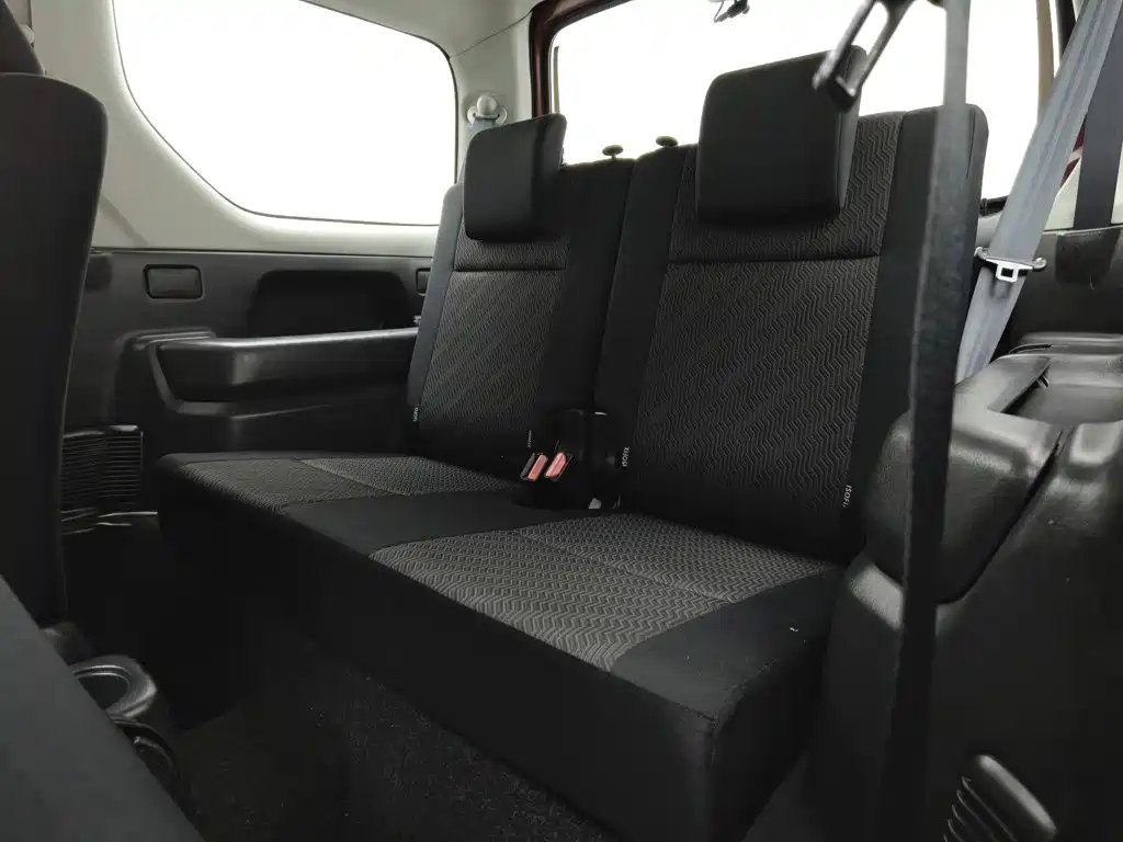 Suzuki Jimny — миниатюра 15