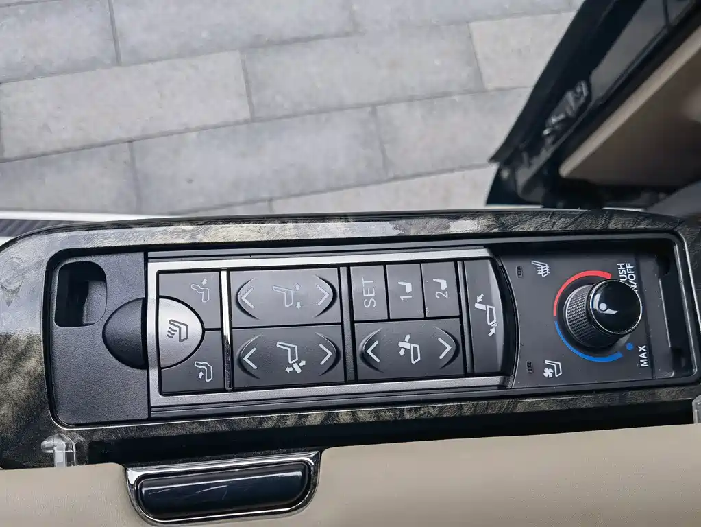 Ford Tourneo — миниатюра 20