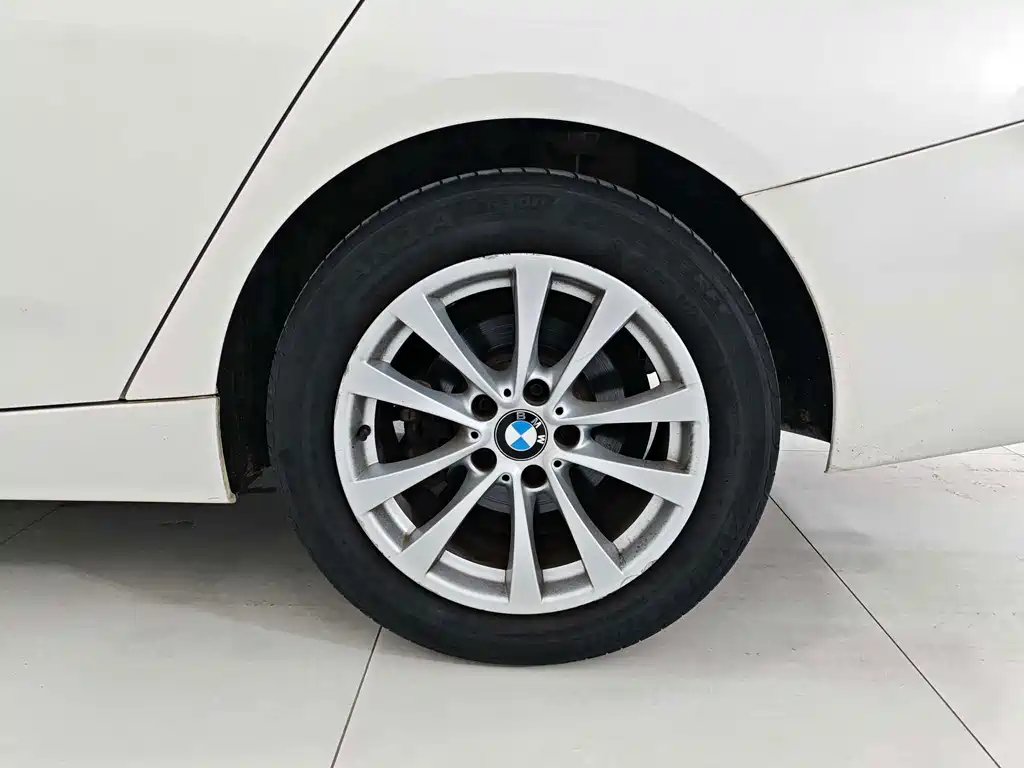 BMW 3 Series GT — миниатюра 15