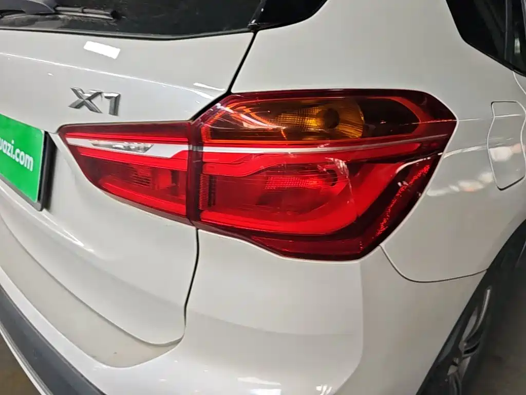 BMW X1 — миниатюра 8