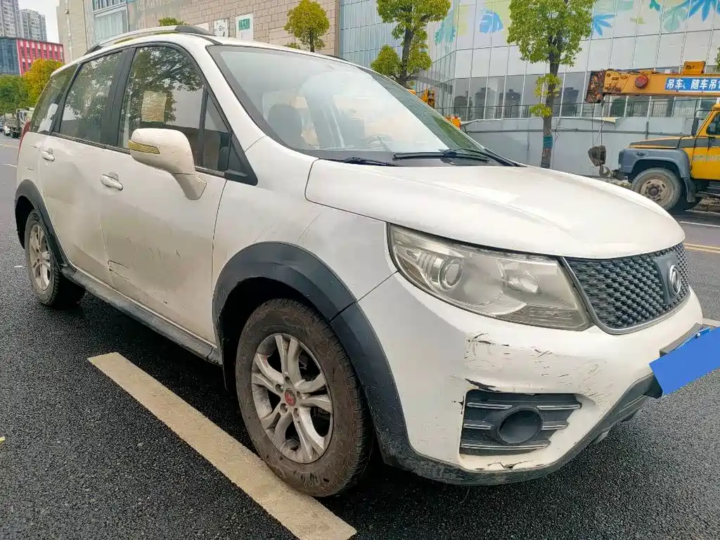 Dongfeng X3 2014 1.5L Premium