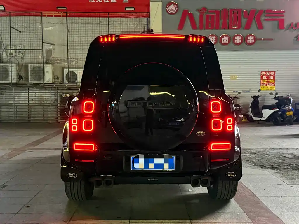 Land Rover Defender — миниатюра 16