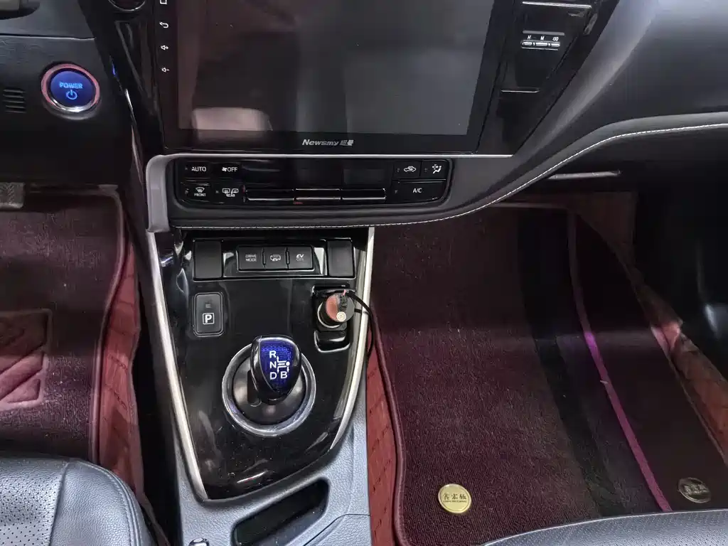 TOYOTA COROLLA DUAL ENGINE E+