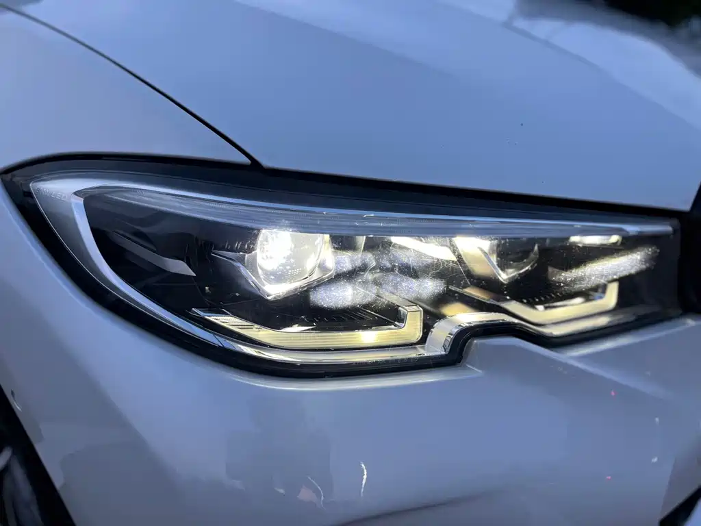 BMW 3 Series — миниатюра 20