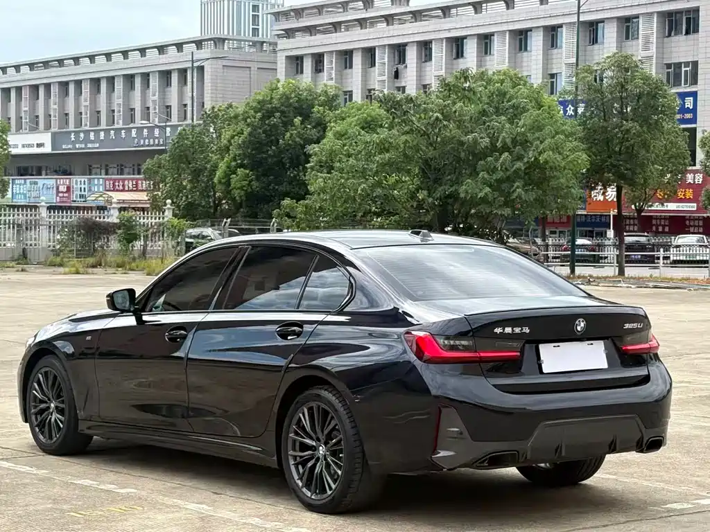 BMW 3 Series — миниатюра 12