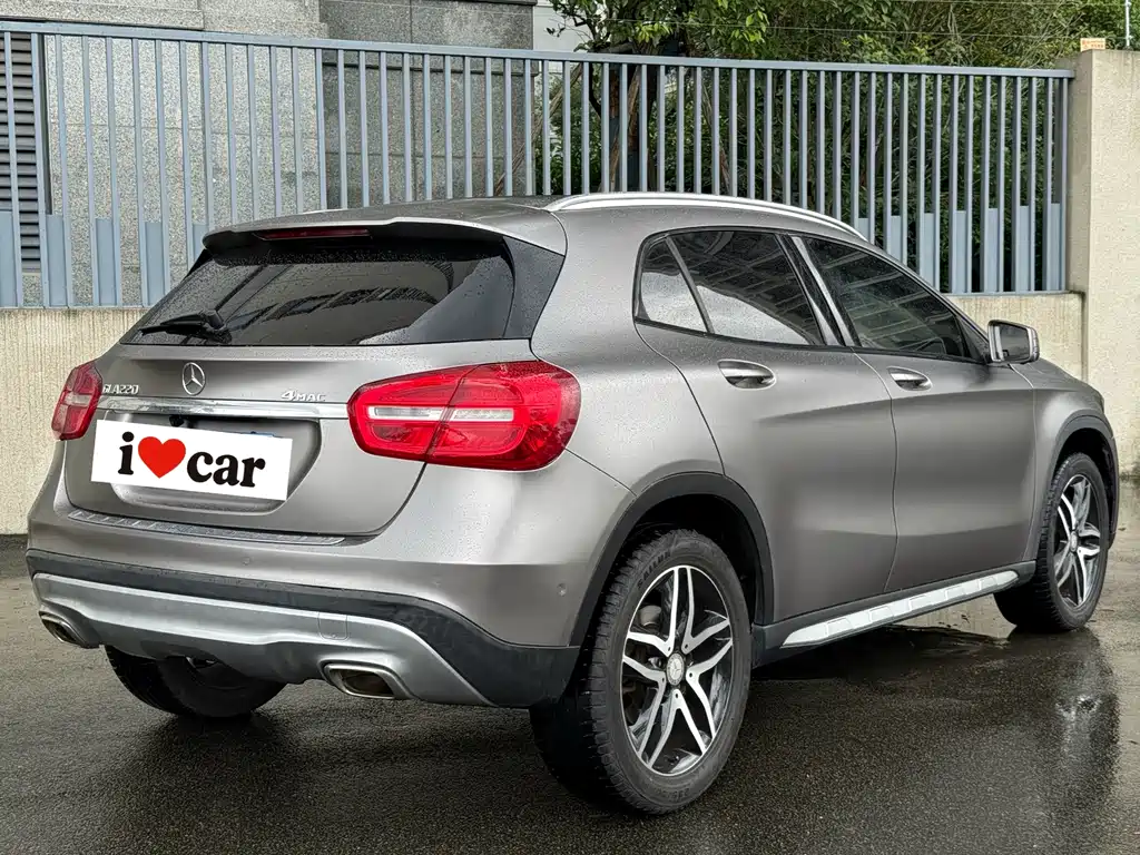 Mercedes-Benz GLA — миниатюра 2