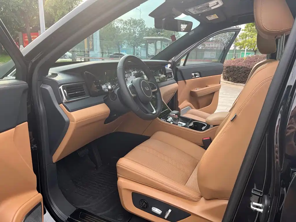 Li Auto Li ONE — миниатюра 10