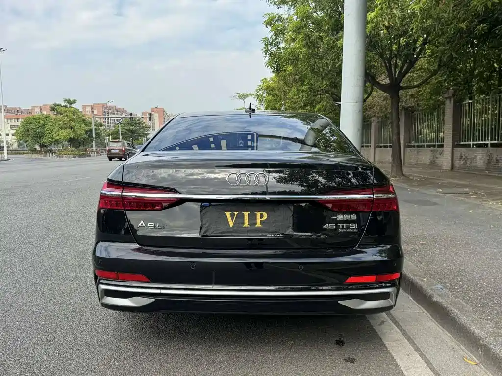 Audi A6L — миниатюра 9
