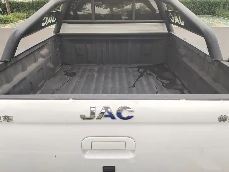 JAC JAC T6 — миниатюра 4