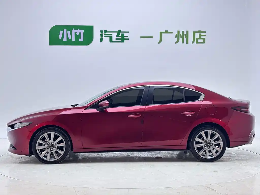 Mazda 3 Axela — миниатюра 8