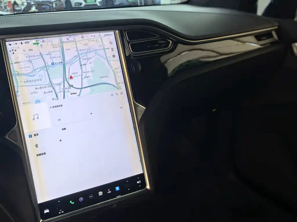 Tesla Model X — миниатюра 7