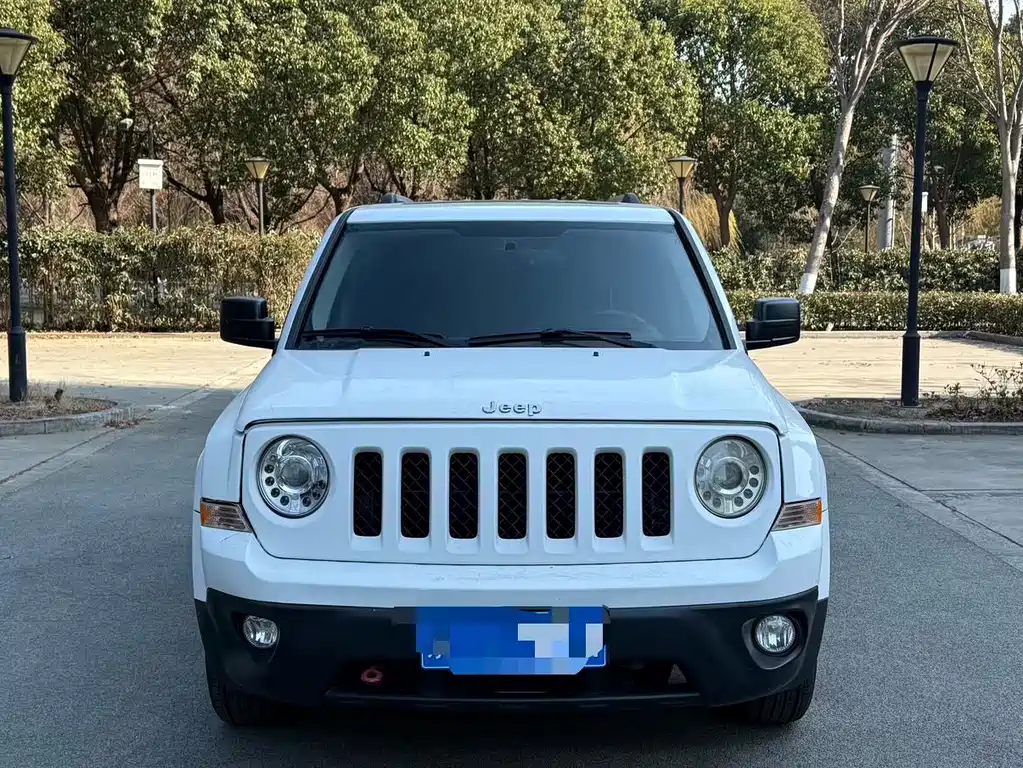 Jeep Patriot — миниатюра 3