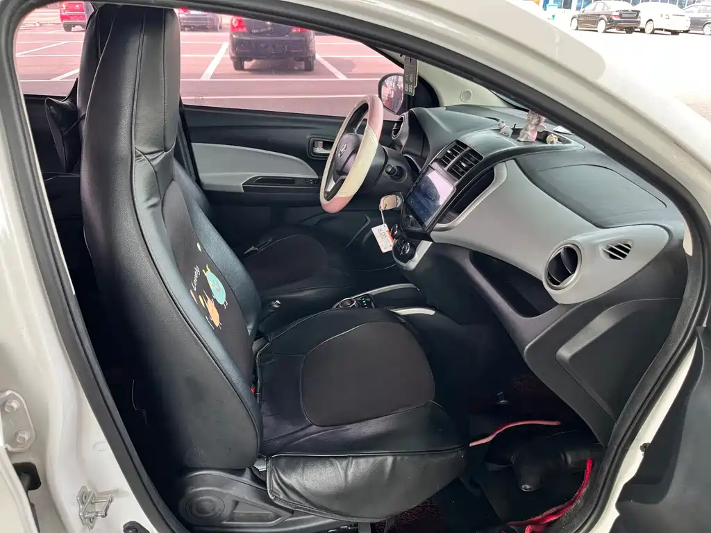 Changan Benben E-Star — миниатюра 9