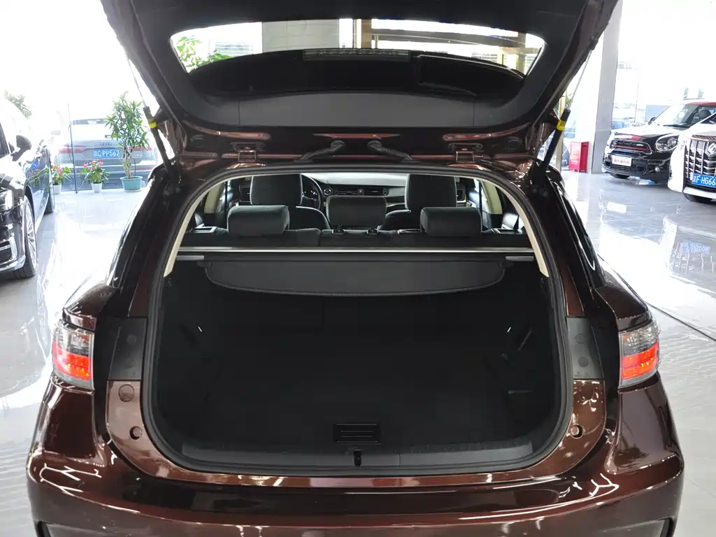 Lexus CT — миниатюра 9