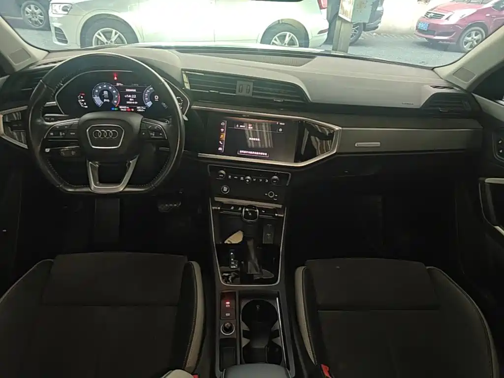 Audi Q3 — миниатюра 10