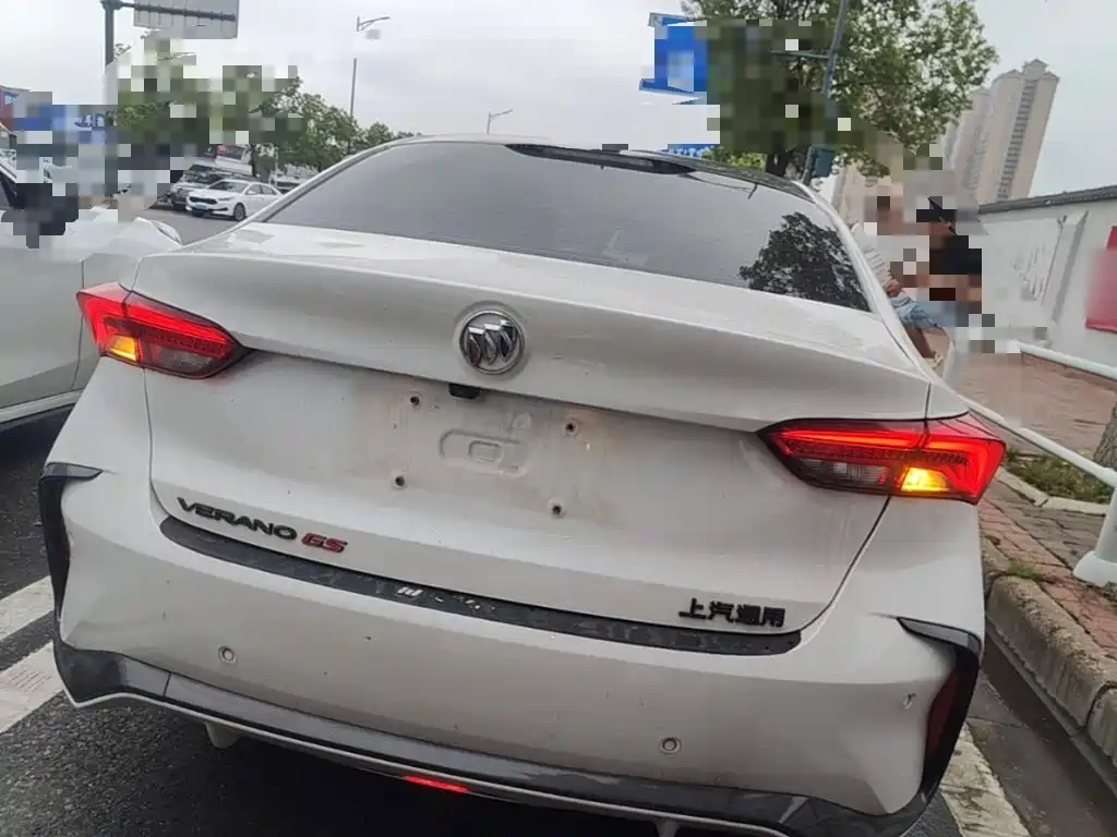 Buick Verano — миниатюра 6