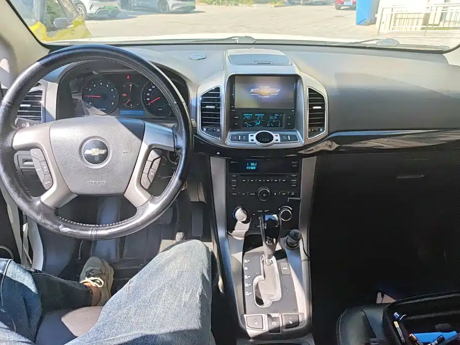 Chevrolet Captiva — миниатюра 6