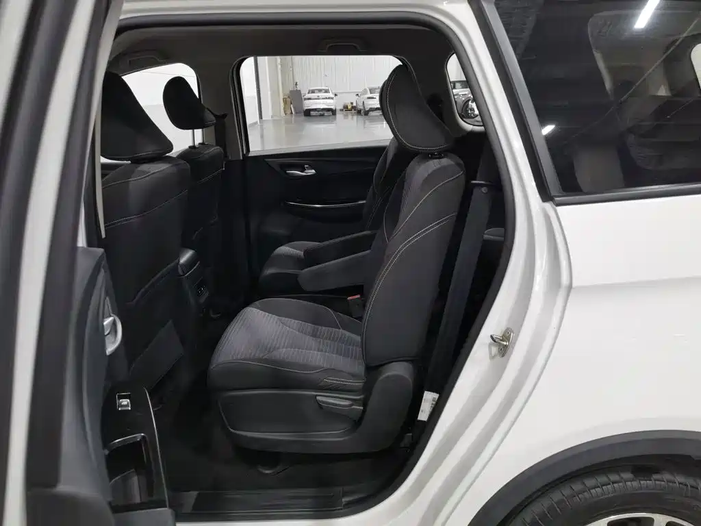 Baojun 730 — миниатюра 15