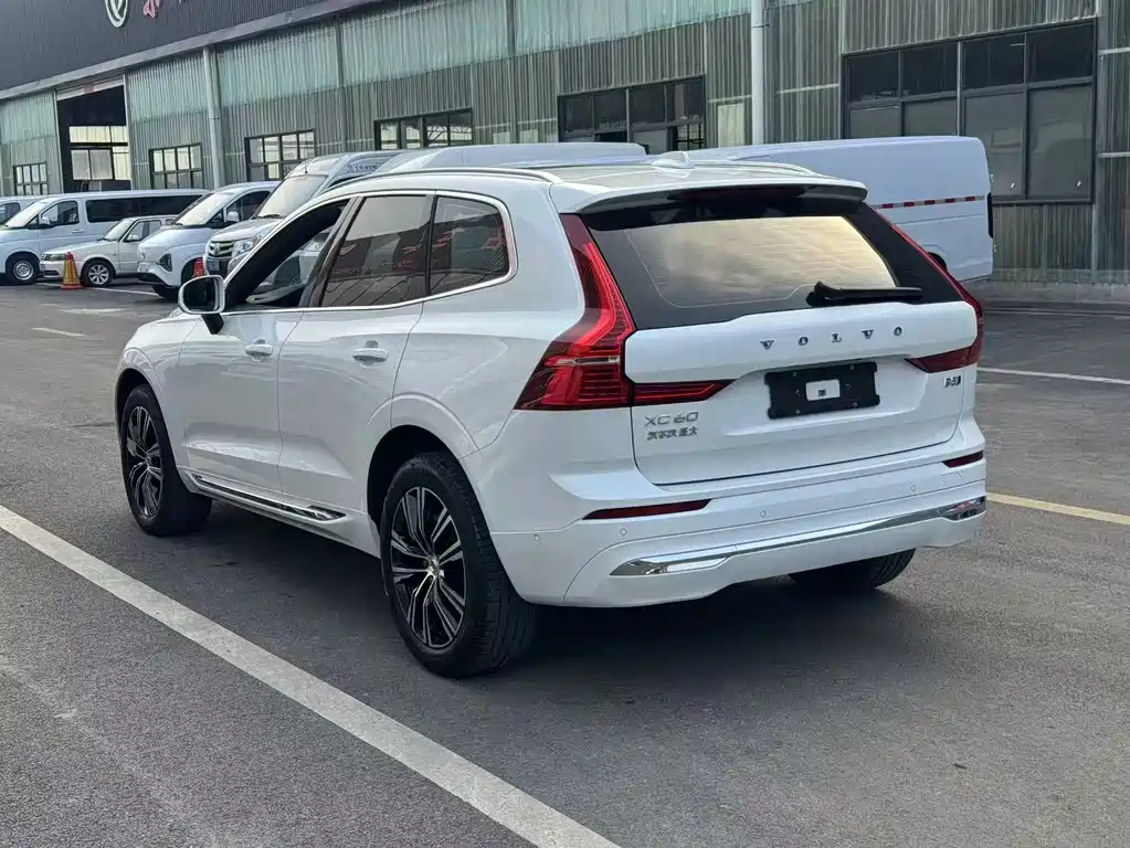 Volvo XC60 — миниатюра 6