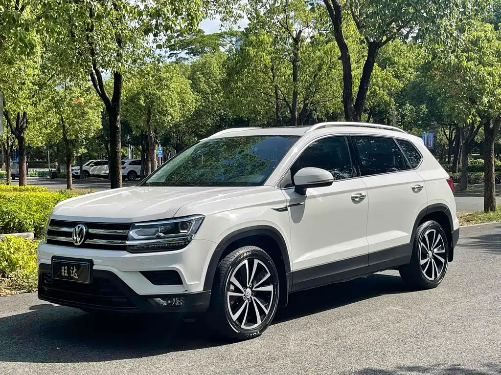 Volkswagen Tharu 2020